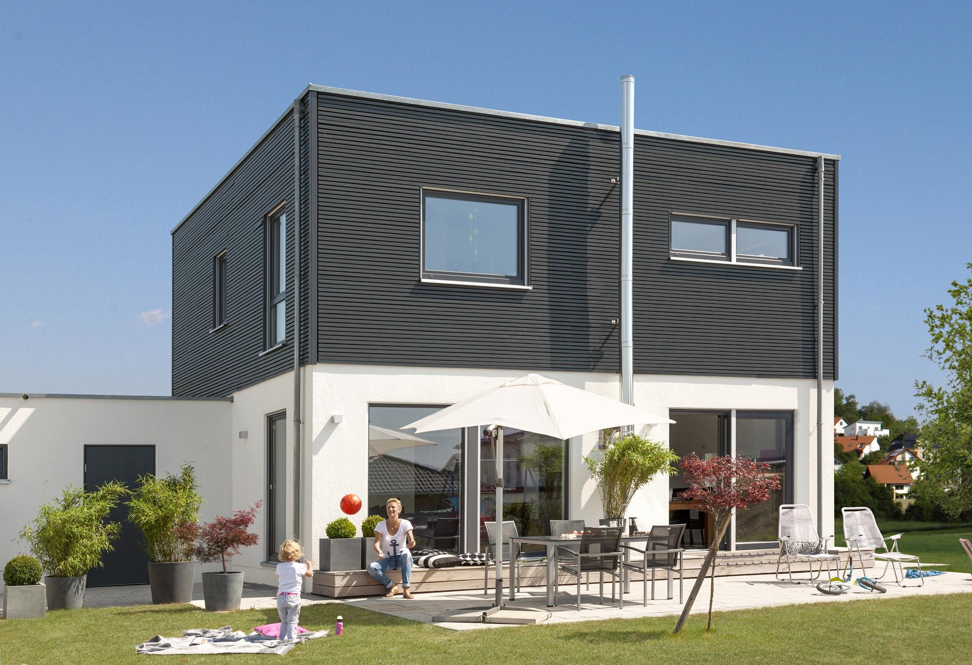 [Translate to Français:] Modernes Einfamilienhaus mit Architektur Bauhausstil
