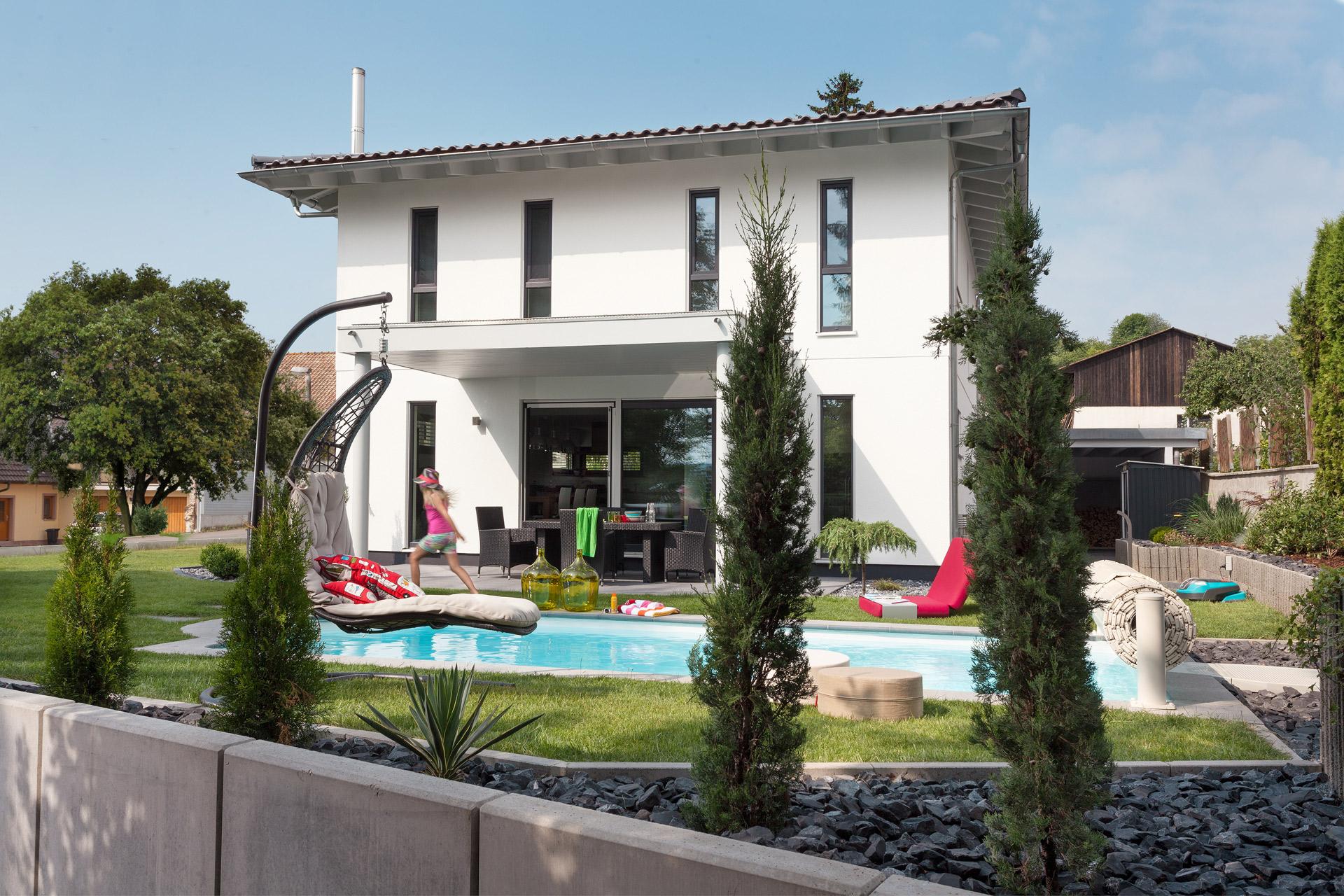 Individual villa with pool