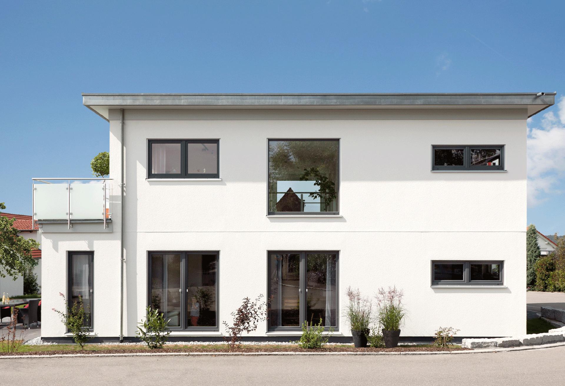 Maison cubique avec toit plat
